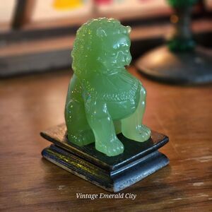 Vintage Chinese Carved Green Jade Lion Protection Figurine Statue on Stand